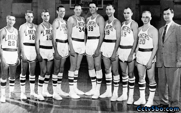 NBA冠军编年史：1953-54 <a href=//www.investrk.com/lanqiu/lakers/ target=_blank class=infotextkey>湖人</a>队6年5冠麦肯退役